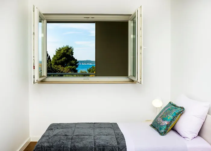 아파트 Dvori Lapad 2 Direct Sea View 두브로브니크