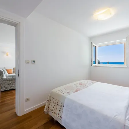 Dvori Lapad 2 Direct Sea View דירה דוברובניק