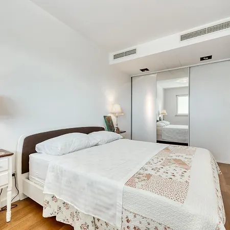 Dvori Lapad 2 Direct Sea View