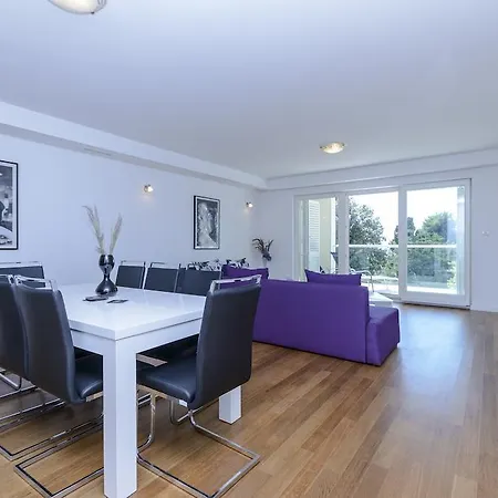 דירה Dvori Lapad 2 Direct Sea View *