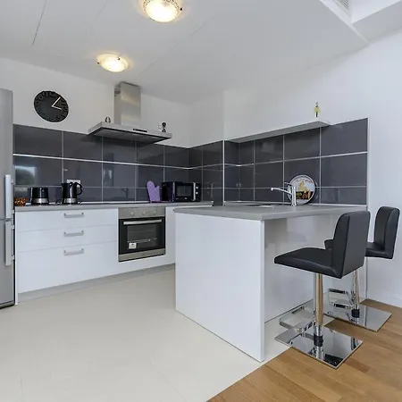 Dvori Lapad 2 Direct Sea View