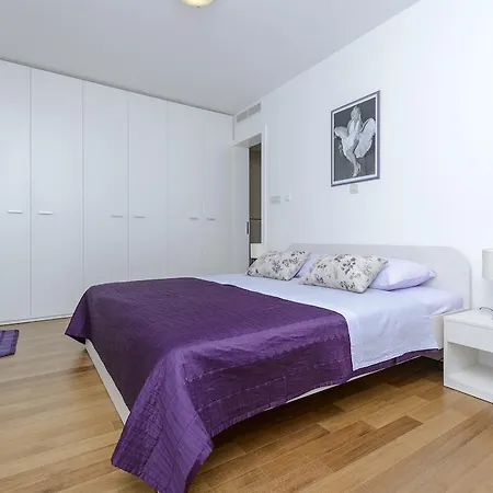 Dvori Lapad 2 Direct Sea View