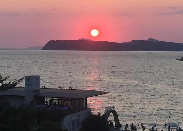 Dvori Lapad 2 Direct Sea View Apartamento