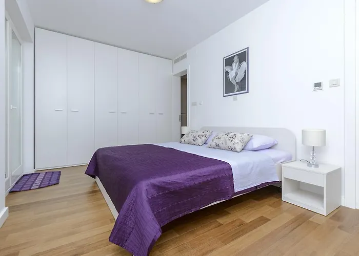 Dvori Lapad 2 Direct Sea View