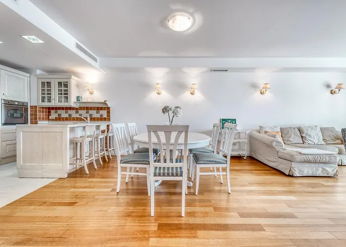 Dvori Lapad 2 Direct Sea View *