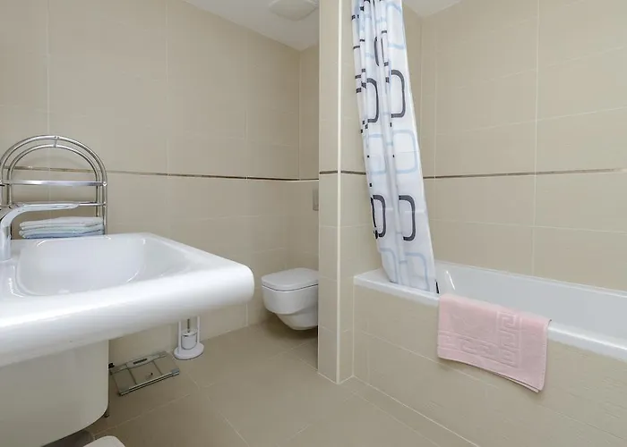 公寓 Dvori Lapad 2 Direct Sea View *